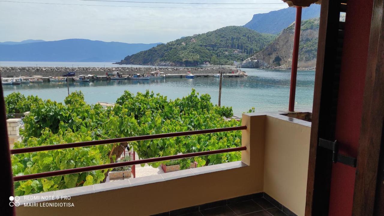 Porto Sabatiki Hotell Sampatiki Exteriör bild