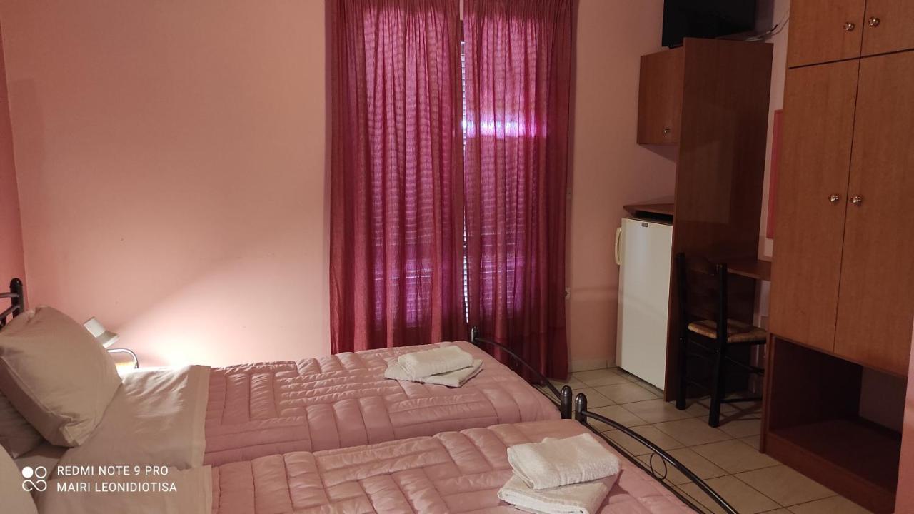 Porto Sabatiki Hotell Sampatiki Exteriör bild