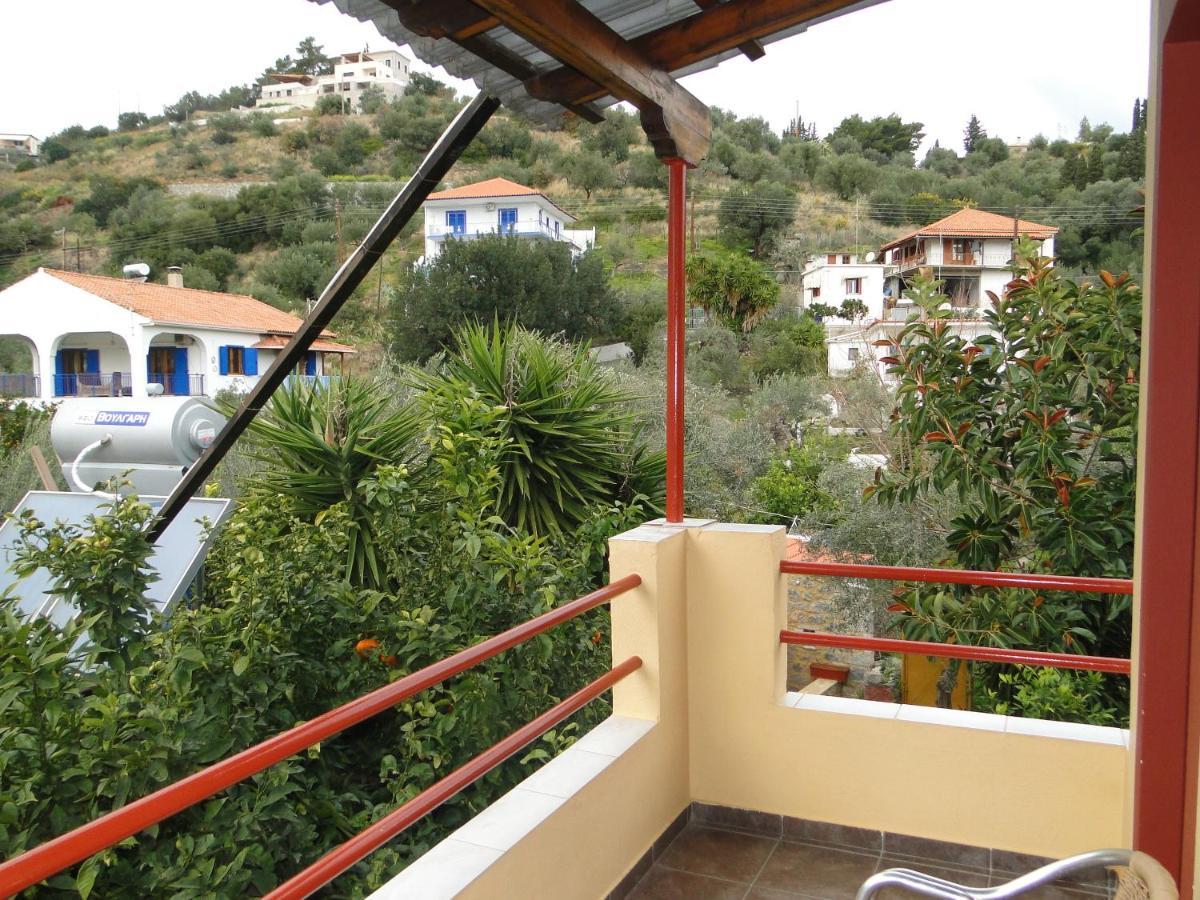 Porto Sabatiki Hotell Sampatiki Exteriör bild