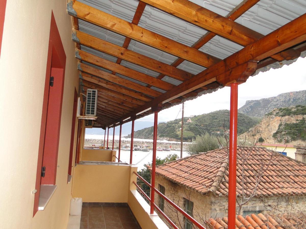 Porto Sabatiki Hotell Sampatiki Exteriör bild