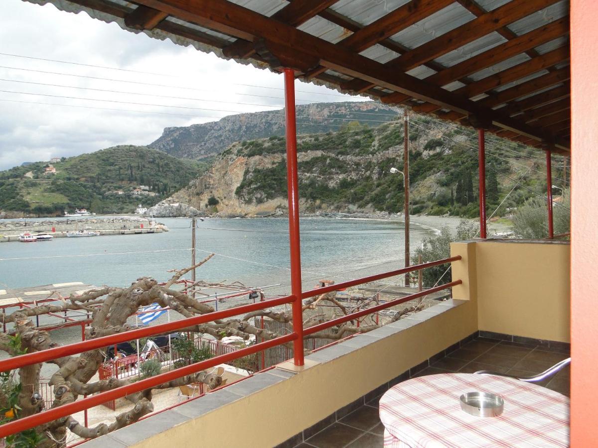 Porto Sabatiki Hotell Sampatiki Exteriör bild